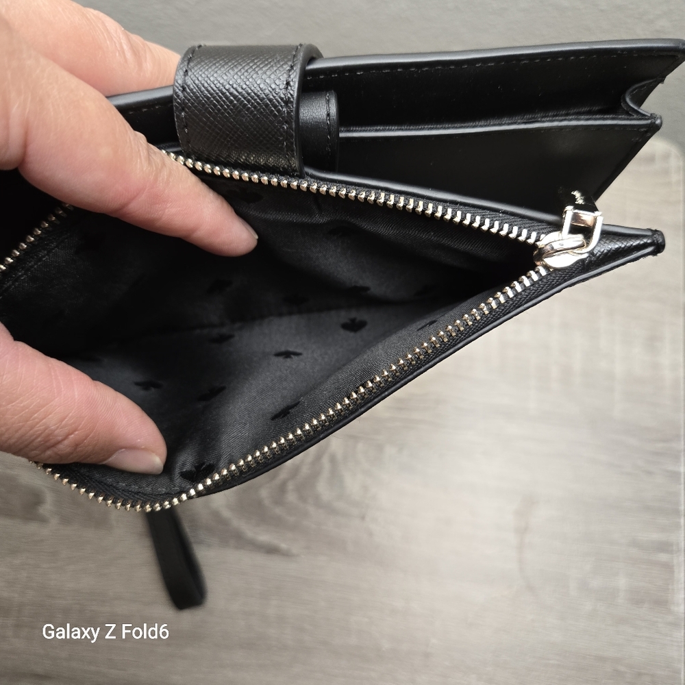 Kate Spade New York Black Leather Wristlet Wallet Zip Around Organizer NWT - Picture 8 of 11